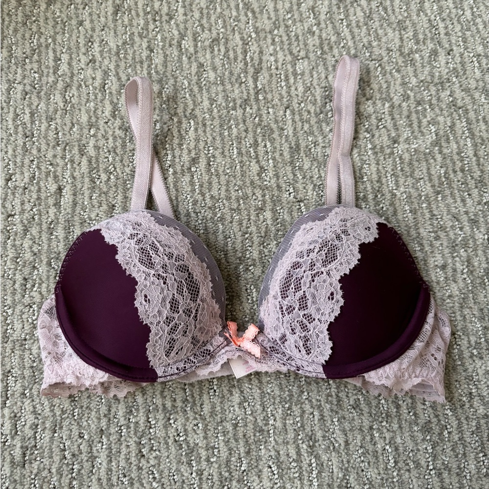Victoria’s Secret Purple Laced Dream Angels Bra 32A